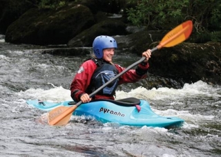  Costeggiando il fiume 